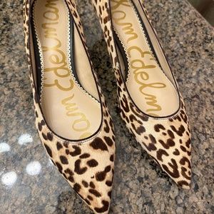 Sam Edelman Leopard print kitten heel pump (cow hair) size 9.5